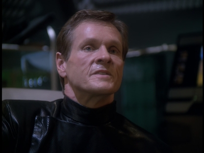 STAR_TREK_DEEP_SPACE_NINE_-_E723_EXTREME_MEASURES_1098.jpg
