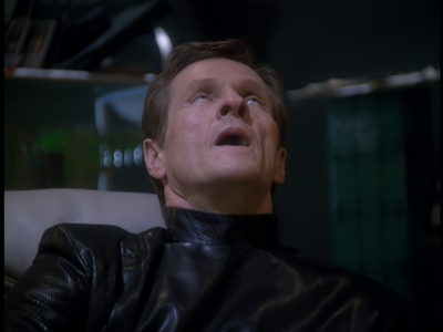 STAR_TREK_DEEP_SPACE_NINE_-_E723_EXTREME_MEASURES_1107.jpg