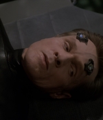 STAR_TREK_DEEP_SPACE_NINE_-_E723_EXTREME_MEASURES_0287.jpg