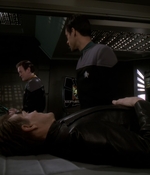 STAR_TREK_DEEP_SPACE_NINE_-_E723_EXTREME_MEASURES_0329.jpg