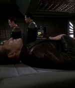 STAR_TREK_DEEP_SPACE_NINE_-_E723_EXTREME_MEASURES_0380.jpg