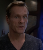 STAR_TREK_DEEP_SPACE_NINE_-_E723_EXTREME_MEASURES_0507.jpg