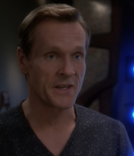 STAR_TREK_DEEP_SPACE_NINE_-_E723_EXTREME_MEASURES_0513.jpg