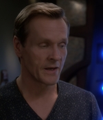 STAR_TREK_DEEP_SPACE_NINE_-_E723_EXTREME_MEASURES_0519.jpg