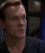 STAR_TREK_DEEP_SPACE_NINE_-_E723_EXTREME_MEASURES_0537.jpg