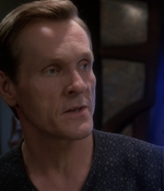 STAR_TREK_DEEP_SPACE_NINE_-_E723_EXTREME_MEASURES_0538.jpg