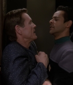 STAR_TREK_DEEP_SPACE_NINE_-_E723_EXTREME_MEASURES_0563.jpg