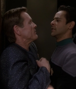 STAR_TREK_DEEP_SPACE_NINE_-_E723_EXTREME_MEASURES_0564.jpg