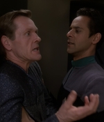 STAR_TREK_DEEP_SPACE_NINE_-_E723_EXTREME_MEASURES_0575.jpg