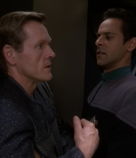 STAR_TREK_DEEP_SPACE_NINE_-_E723_EXTREME_MEASURES_0607.jpg