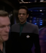 STAR_TREK_DEEP_SPACE_NINE_-_E723_EXTREME_MEASURES_0613.jpg