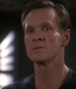 STAR_TREK_DEEP_SPACE_NINE_-_E723_EXTREME_MEASURES_0681.jpg