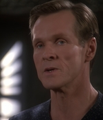 STAR_TREK_DEEP_SPACE_NINE_-_E723_EXTREME_MEASURES_0697.jpg