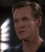 STAR_TREK_DEEP_SPACE_NINE_-_E723_EXTREME_MEASURES_0710.jpg