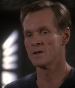 STAR_TREK_DEEP_SPACE_NINE_-_E723_EXTREME_MEASURES_0740.jpg