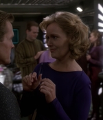 STAR_TREK_DEEP_SPACE_NINE_-_E723_EXTREME_MEASURES_0809.jpg