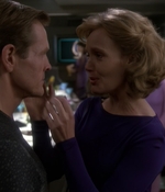 STAR_TREK_DEEP_SPACE_NINE_-_E723_EXTREME_MEASURES_0811.jpg