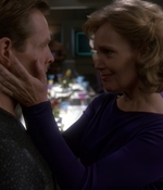 STAR_TREK_DEEP_SPACE_NINE_-_E723_EXTREME_MEASURES_0814.jpg