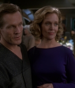 STAR_TREK_DEEP_SPACE_NINE_-_E723_EXTREME_MEASURES_0874.jpg