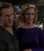 STAR_TREK_DEEP_SPACE_NINE_-_E723_EXTREME_MEASURES_0877.jpg