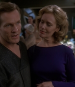 STAR_TREK_DEEP_SPACE_NINE_-_E723_EXTREME_MEASURES_0885.jpg