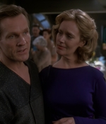 STAR_TREK_DEEP_SPACE_NINE_-_E723_EXTREME_MEASURES_0890.jpg