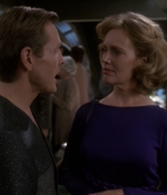STAR_TREK_DEEP_SPACE_NINE_-_E723_EXTREME_MEASURES_0905.jpg