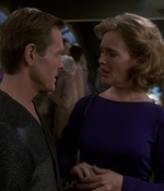 STAR_TREK_DEEP_SPACE_NINE_-_E723_EXTREME_MEASURES_0910.jpg