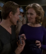 STAR_TREK_DEEP_SPACE_NINE_-_E723_EXTREME_MEASURES_0914.jpg