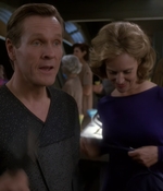 STAR_TREK_DEEP_SPACE_NINE_-_E723_EXTREME_MEASURES_0917.jpg