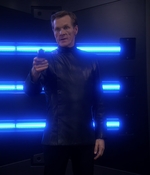 STAR_TREK_DEEP_SPACE_NINE_-_E723_EXTREME_MEASURES_0924.jpg