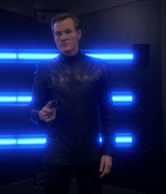 STAR_TREK_DEEP_SPACE_NINE_-_E723_EXTREME_MEASURES_0929.jpg