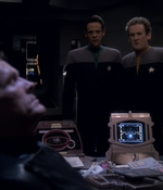 STAR_TREK_DEEP_SPACE_NINE_-_E723_EXTREME_MEASURES_0964.jpg