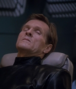 STAR_TREK_DEEP_SPACE_NINE_-_E723_EXTREME_MEASURES_0968.jpg
