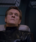 STAR_TREK_DEEP_SPACE_NINE_-_E723_EXTREME_MEASURES_0970.jpg
