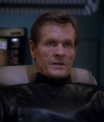 STAR_TREK_DEEP_SPACE_NINE_-_E723_EXTREME_MEASURES_0981.jpg