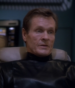 STAR_TREK_DEEP_SPACE_NINE_-_E723_EXTREME_MEASURES_0984.jpg