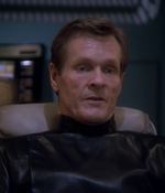 STAR_TREK_DEEP_SPACE_NINE_-_E723_EXTREME_MEASURES_0986.jpg