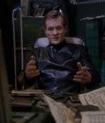 STAR_TREK_DEEP_SPACE_NINE_-_E723_EXTREME_MEASURES_1020.jpg