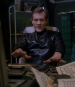 STAR_TREK_DEEP_SPACE_NINE_-_E723_EXTREME_MEASURES_1023.jpg