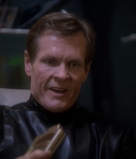 STAR_TREK_DEEP_SPACE_NINE_-_E723_EXTREME_MEASURES_1065.jpg