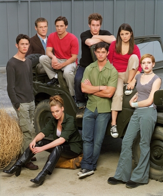 ROSWELL_-_SEASON_01_PROMOTIONAL_006.jpg