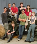ROSWELL_-_SEASON_01_PROMOTIONAL_006.jpg