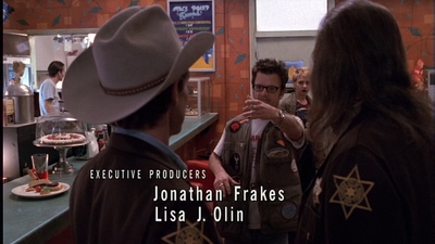 ROSWELL_-_E1X01_PILOT_058.jpg