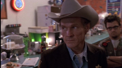 ROSWELL_-_E1X01_PILOT_104.jpg