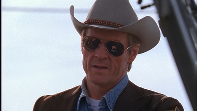 ROSWELL_-_E1X01_PILOT_158.jpg