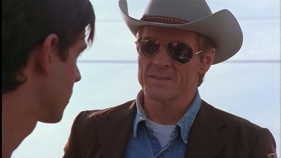 ROSWELL_-_E1X01_PILOT_167.jpg