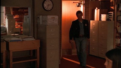 ROSWELL_-_E1X01_PILOT_190.jpg