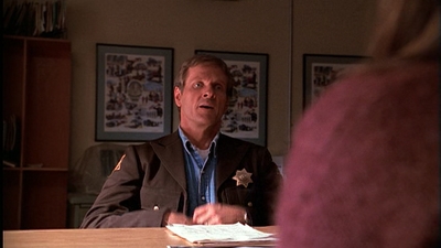 ROSWELL_-_E1X01_PILOT_214.jpg