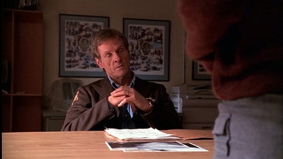 ROSWELL_-_E1X01_PILOT_250.jpg